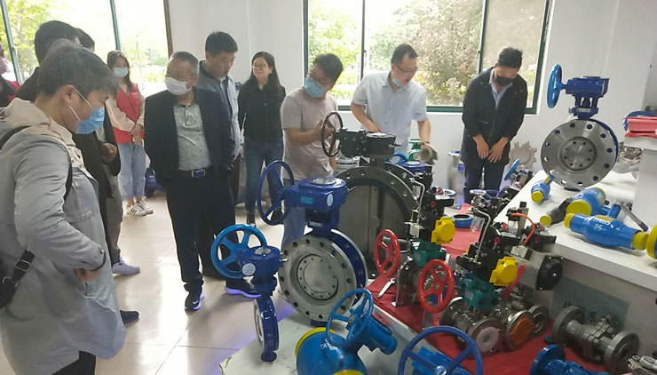 閥門展廳參觀 閥門展廳參觀